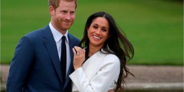 U largua nga familja mbretërore me princ Harry, Meghan Markle rikujton jetën e natës (FOTO)
