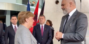 VIDEO/ Rama përfundon takimin me Angela Merkel, ky është mesazhi i fortë i shefit të qeverisë nga Berlini