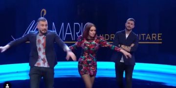 VIDEO/ “Ruani qetësinë njerëz, mos bëni si ne!”! Moderatorja e njohur shqiptare dhe aktorët binjakë i mbathin vrapit pas tërmetit që i zuri në transmetim live