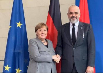 Meta kërkon amnisti nga Rama dhe BE, përshëndet takimin e kryeministrit me Merkel dhe kërkon zbatimin e kushteve të Bundestagut