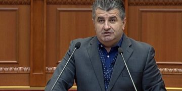 “Është bërë pjesë e një pakti politik”! Korab Lita shpërthen në akuza ndaj Rudina Hajdarit: Do e denoncoj!