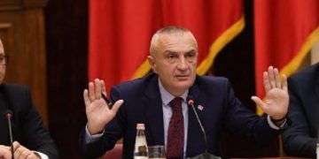 A është Meta i trembur nga shkarkimi?!  Del hapur kundër reformës: Sulmon Dvoranin, Ramën dhe Parlamentin në shkresën për Venecian