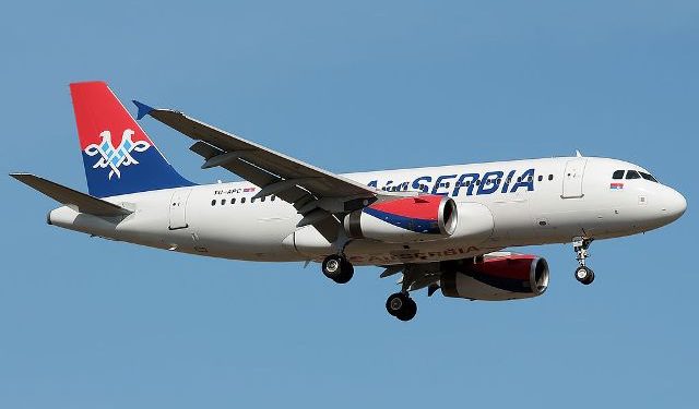 “Shumë mirë bëri edhe Ramushi”, Rama reagon për linjën ajrore Prishtinë-Beograd