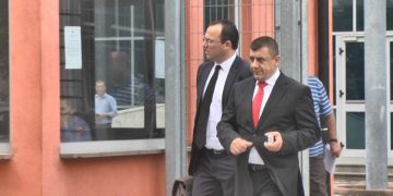 I dënuar me burgim të përjetshëm për vrasjen e komisarit, Gjykata e Amsterdamit merr vendimin që nuk pritej ndaj Arben Frrokut