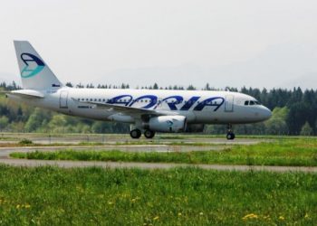 “Mbreti i bananeve”, për 45 mijë euro bëhet pronar i kompanisë “Adria Airways”