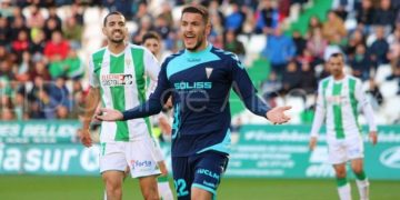 Trajneri i Barcelona B: Rei Manaj mund të luajë edhe me ekipin e parë