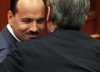 Këshilltari Henz shpjegon Jarit pse “Rambo” është i rrezikuar nga taksa e rrugës