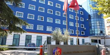 Kush e paguan RAI 3 për të shpërndarë informacion të rreme për kanabisin në Shqipërinë?! Reagon Policia: Presim përgënjeshtrimin nga partnerët italianë, ata u habitën nga lajmi