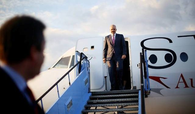 Rama mbërrin në Berlin: Nesër takon kancelaren Merkel në prag të konferencës së donatorëve