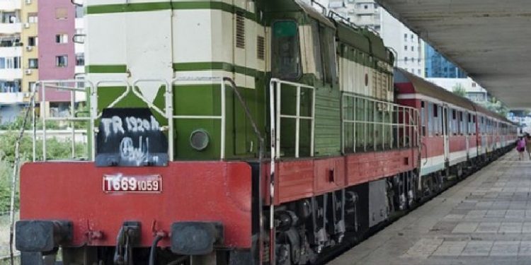 Hekurudha Tiranë-Durrës pritet të fillojë punimet në qershor: Rikthehet stacioni te Ish-Treni