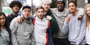 “KÇK” në Holandë: Policia ‘të zhvesh’… nëse nuk justifikon dot veshjet firmato