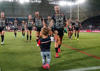 Ra pre e bullizmit, 9-vjeçari merr surprizën e radhës nga një klub “Rugby”: Online mblidhen 440 mijë dollarë