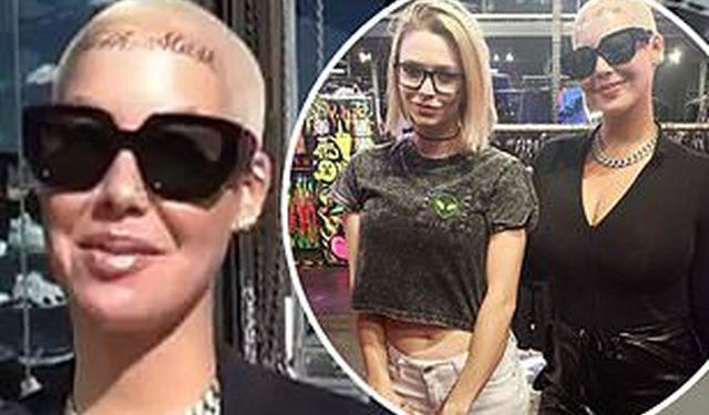 Modelja e njohur bën tatuazh në vendin më të pamenduar, merr vëmendjen e të gjithëve