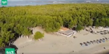 RAI3: Gjenerali italian përfitoi tokë në bregdet nga një person shumë i njohur në Vlorë, sot në këkim