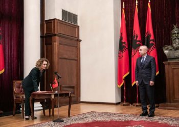 Betohet në Presidencë Doloreza Musabelliu, anëtarja më e re e SPAK