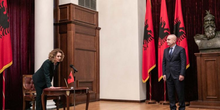 Betohet në Presidencë Doloreza Musabelliu, anëtarja më e re e SPAK