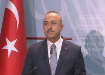 Erdogan kërkon “kokat” e gylenistëve në Shqipëri, ministri i Jashtëm turk ultimatum të prerë Cakajt të marrë masa