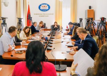 Miratohet akti normativ anti-KÇK, në fokus edhe paratë e fshehura jashtë vendit, ja çfarë do të ndodhë pas 31 dhjetorit