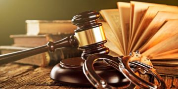 SPAK në provën e parë kundër korrupsionit, Apeli merr çështjen “Tahiri”, ngecin hetimet për Llallën dhe padinë e Izet Haxhisë ndaj Berishës