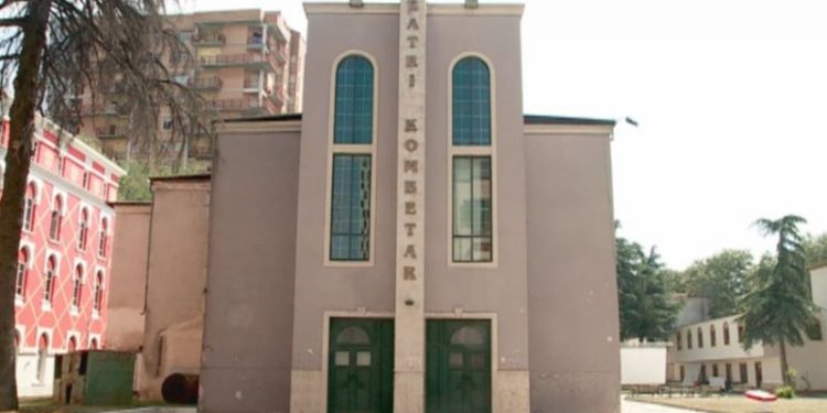 Dështon marrëveshja për ndërtimin e teatrit të ri, thotë ‘Zëri Amerikës’…por është qeveria që do e ndërtoi pa PPP