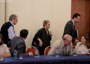 Ata që sot çirren për “muret”, i hoqën “kollonat” arsimit në Shqipëri