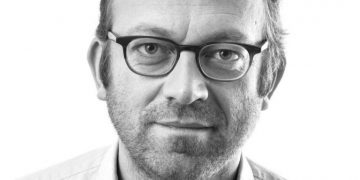 A flenë bashkë ujqit dhe arushat?!