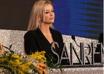Sonte në skenën e festivalit të “Sanremo-s” në Itali! Alketa Vejsiu do prezantoi por edhe do të këndojë