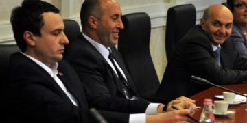 Haradinaj paralajmëron Kurtin: Mos u dorëzo para Serbisë! Po nuk u njoh Kosova, do mbetesh duarthatë