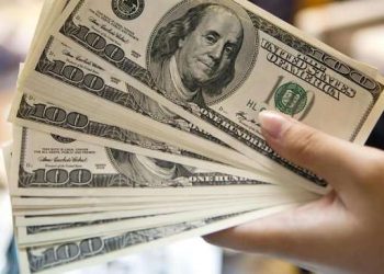 Kompanitë e transferimit të parave batërdi me komisionet, përfitojnë deri në 55 milionë euro në vit