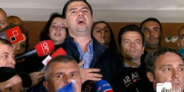 Mos i kërkoni llogari Bashës, për protestën “popullore” të Metës!