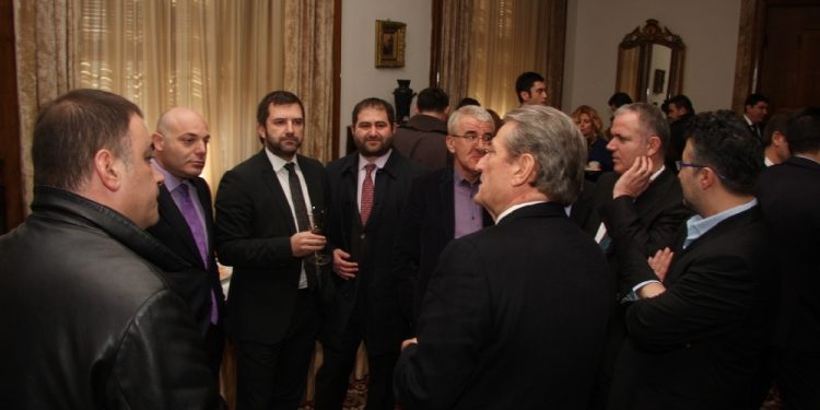 Kjo është kopeja e konellapsave që ulërasin kundra Ramës sepse i ka “kapur” Rama që po vëzhgohen nga shërbimet e inteligjencës