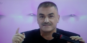 Arjan Çani “filozofon” nga historia e ish-ambasadorit të njohur: Imagjino se si sillet ky departament me një “fshat” të vogël si Shqipëria!