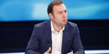 Biznesi pas tërmetit/ Ministri Shalsi: Kemi marrë masa për t’i dhënë oksigjen sipërmarrjes. Po i rikthehemi normalitetit!