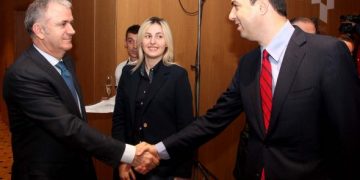 A do ti zëvëndësojë Sandri telenovelat turke me serialin e Lulit?!