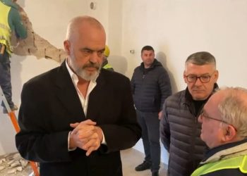 ”Rindërtimi do të hapë mundësi punësimi pafund”, Rama: Vijnë punëtorë nga kontinente të tjera, ‘juristët’ le të pinë kafe me lekët e babës