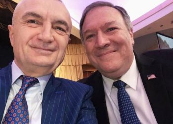 Aktorët shqiptarë të “Mëngjesit të Lutjeve”, si aktorët e Lulzim Bashës