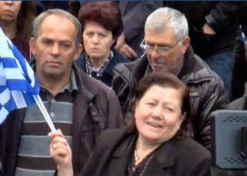 Vasili zbulon një të fshehtë: Nëna e Kacifasit nga Burreli dhe shtiret si greke, ka mbiemrin Barçi