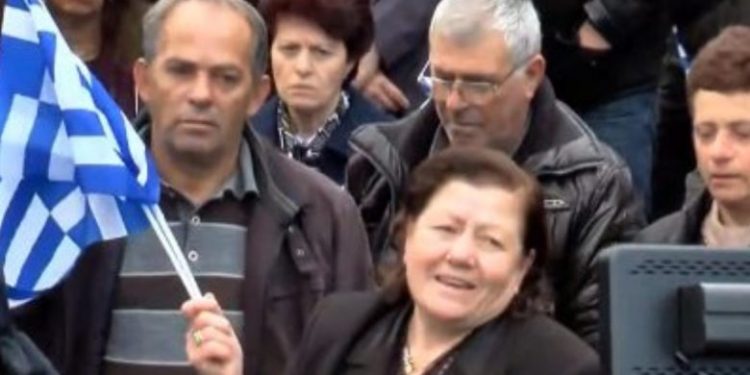 Vasili zbulon një të fshehtë: Nëna e Kacifasit nga Burreli dhe shtiret si greke, ka mbiemrin Barçi