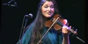 “Nën një portokalle moj” ‘çmend’ Gjermaninë, videoja që po bëhet virale në rrjet