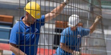 Mungesa e krahut të punës nga pagat e ulëta: Kompanitë shqiptare nisin të sjellin punëtorë afrikanë për 300€ në muaj