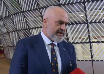 Rama për negociatat: Çfarëdo që të vendosin, të paktën të thonë të vërtetën! Mos të na e lënë topin në “fushën tonë”