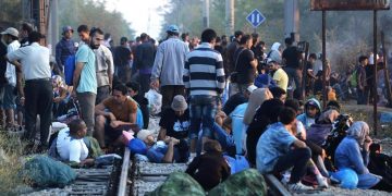 Greqia bllokon refugjatët sirianë në kufi, Mitsotakis: S’paguajmë për luftrat e të tjerëve