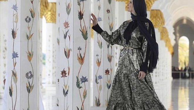 Me shami dhe këmbëzbathur, vajza e Presidentit të SHBA si asnjëherë më parë