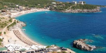 Dritan Leli intervistë për mediat italiane: Ejani me pushime, Vlora ju mirëpret