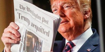 Donald Trump feston lirimin nga akuzat, kritika ndaj Romney: “Aset i fshehtë” i demokratëve