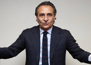 Koronavirusi i ka marrë tre të afërm, ish-trajneri i Italisë: Dramatike fakti që po vdesin vetëm