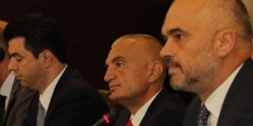 Video-konferencë bashkë me Ilir Metën dhe Lulzim Bashën? Flet kryeministri Rama