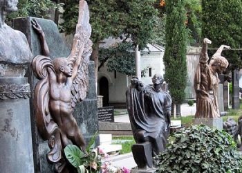 Sërish ditë e zezë për Italinë: Ndërrojnë jetë 662 persona, shkon në 80.539 numri i të infektuarve