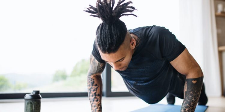 Spanjollët ua kalojnë italianëve për kreativitet në karantinë! Shqiptarët duhet ta bëjnë patjetër