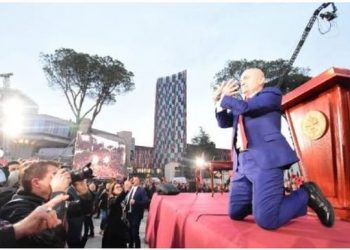 “Ju lutem, ju përgjërohem, mos më fusni në b.urg”! Publikohen pamjet e Ilir Metës që po thyejnë rrjetin